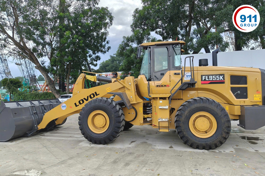 Máy xúc lật FL955K