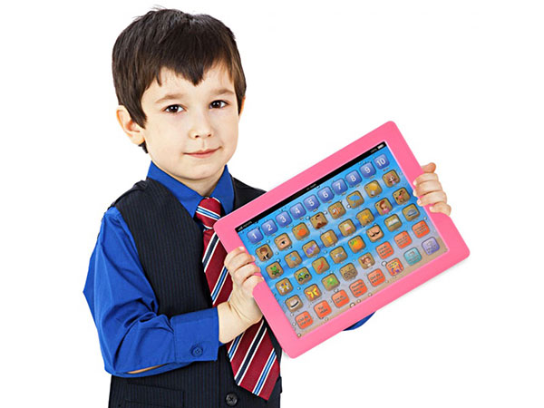 Khi mua đồ chơi cho bé trai cần phải dựa vào một số kinh nghiệm