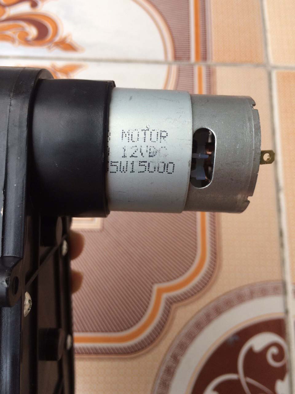 motor lái xe điện trẻ em 02