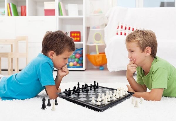 Bộ cờ vua - Món quà trí tuệ dành cho bé