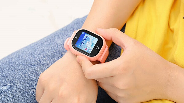 Đồng hồ đeo tay thông minh dành cho bé