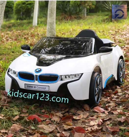 Xe hơi điện cho bé - BMW i8 màu trắng