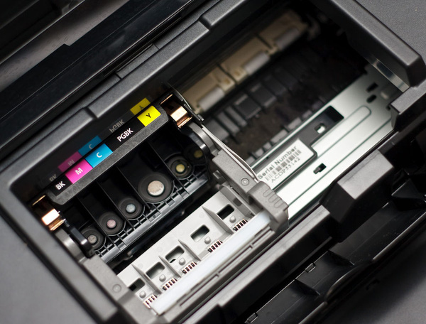 Xử lý máy in phun màu bị tắc mực