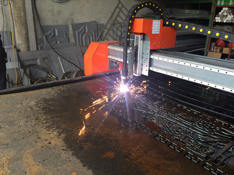 giá máy cắt plasma cnc tại thanh hóa