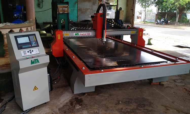 MÁY CẮT HOA VĂN SẮT