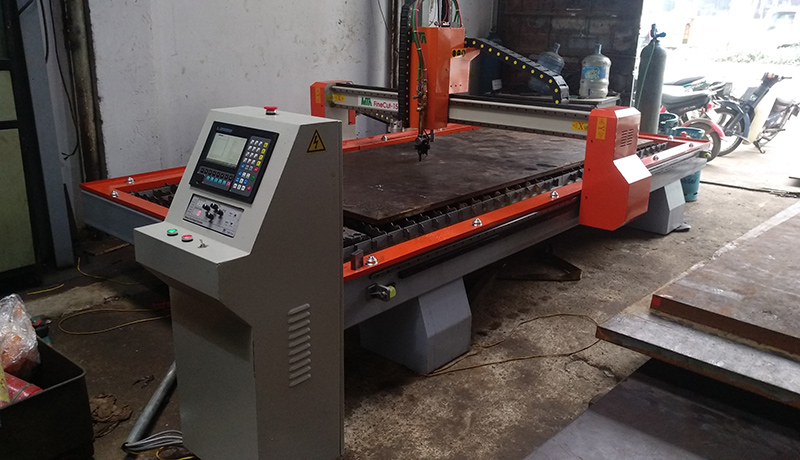 máy cắt plasma cnc