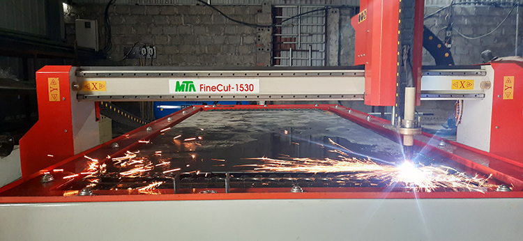 máy cắt plasma cnc