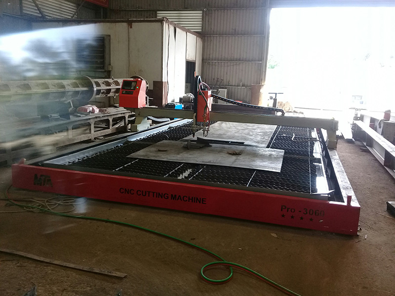 máy cắt plasma cnc