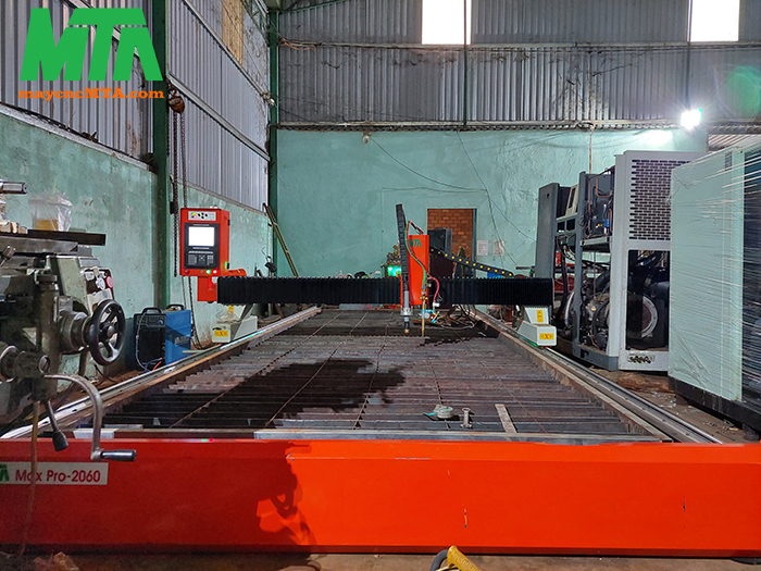 máy cắt plasma cnc