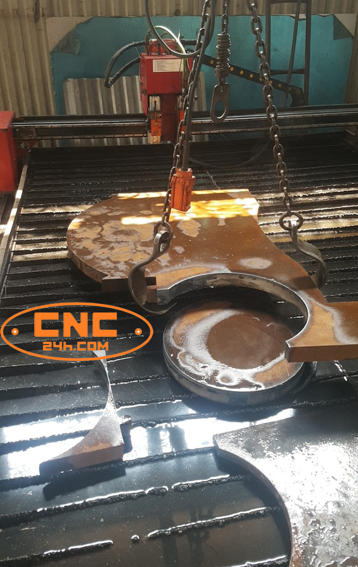 máy cắt thép dày