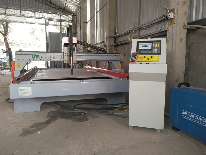 máy cắt thép tấm cnc plasma