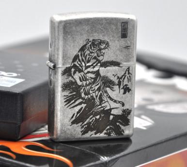 zippo hổ giới hạn bạc