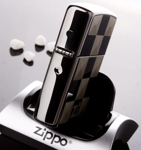 zippo Mỹ caro