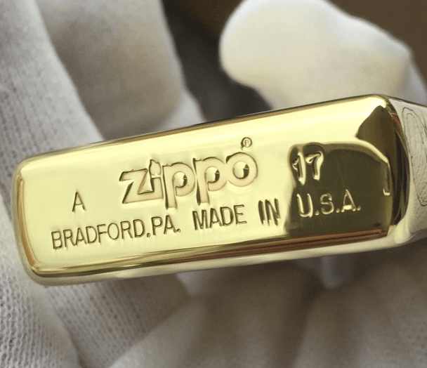 zippo mộc đáy