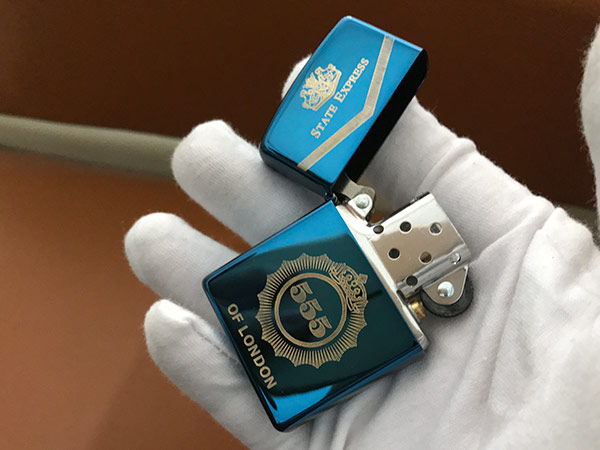 nen mua zippo hong kong o dau