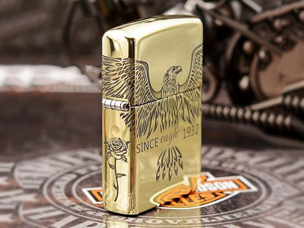 có nên mua zippo hong kong