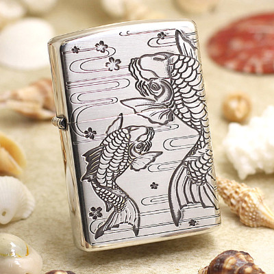 zippo cá chép bạc