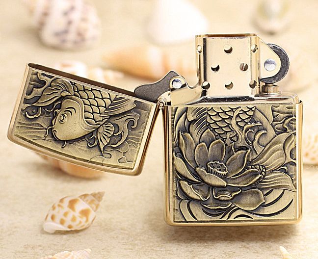 bật lửa zippo cá chép hoa sen 3