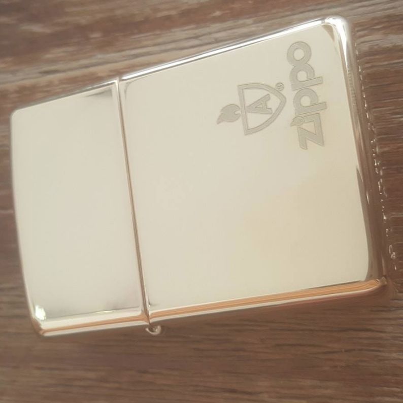 zippo rẻ vỏ đồng