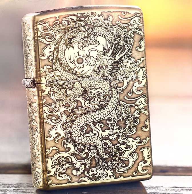 zippo rồng phun châu