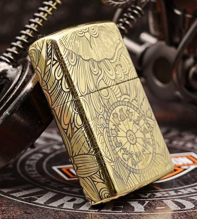 hộp quẹt zippo tuổi tuất con chó