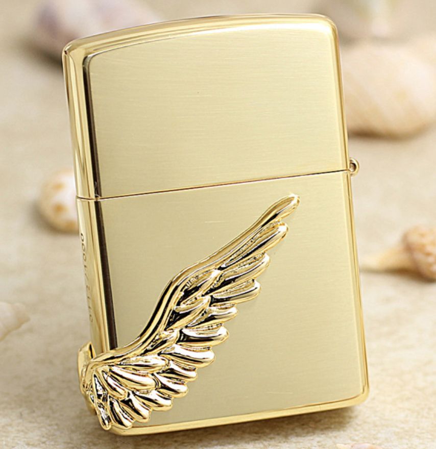 zippo cánh thiên thần mạ vàng