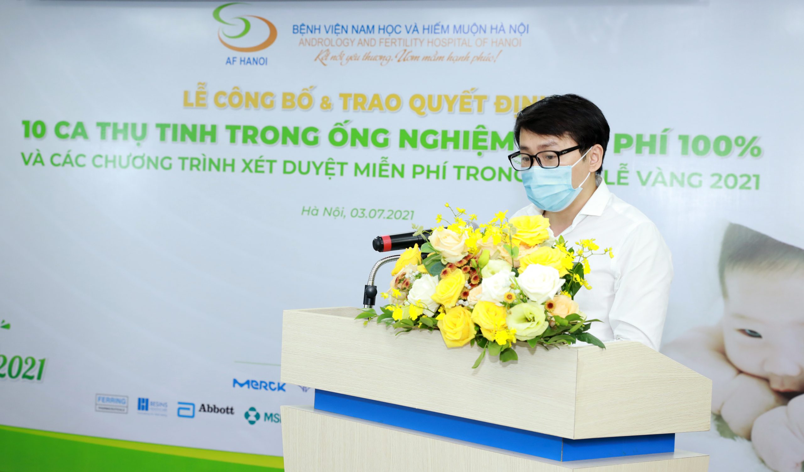 Công bố: 27 ca phẫu thuật vi phẫu tinh hoàn tìm tinh trùng Micro TESE miễn phí trong Tuần lễ Vàng 2021