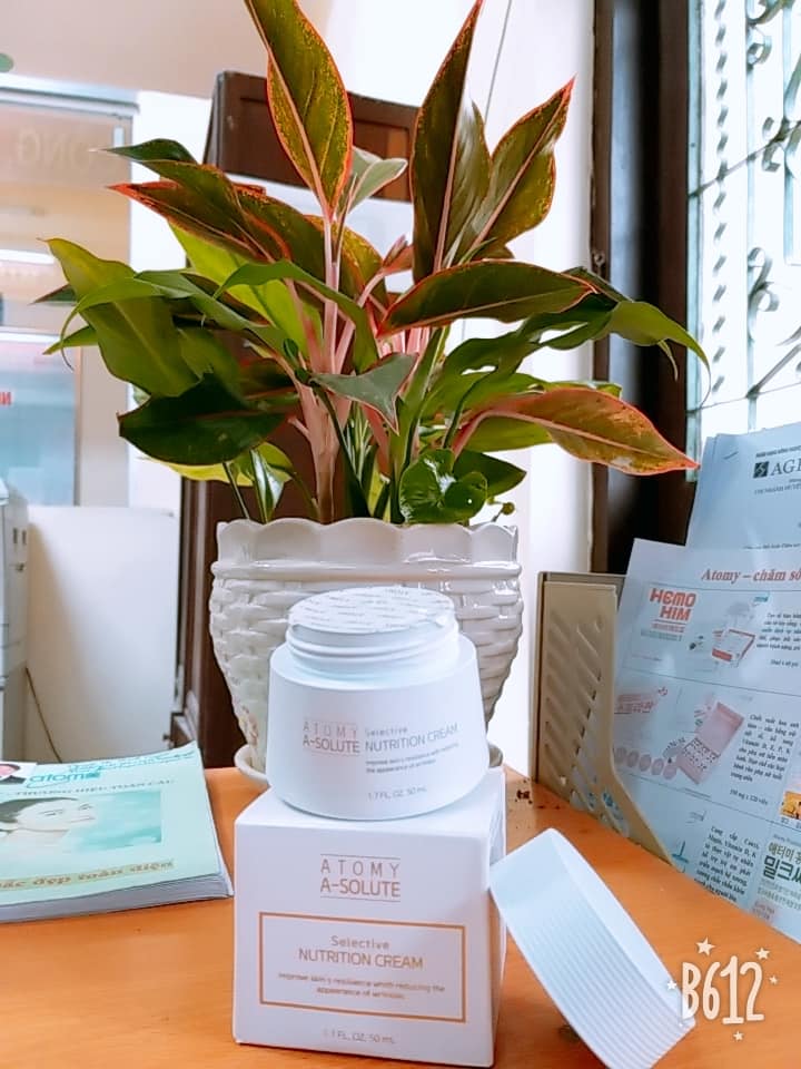 Kem dưỡng trắng da, ngăn chặn lão hoá - Absolute Nutrition Cream