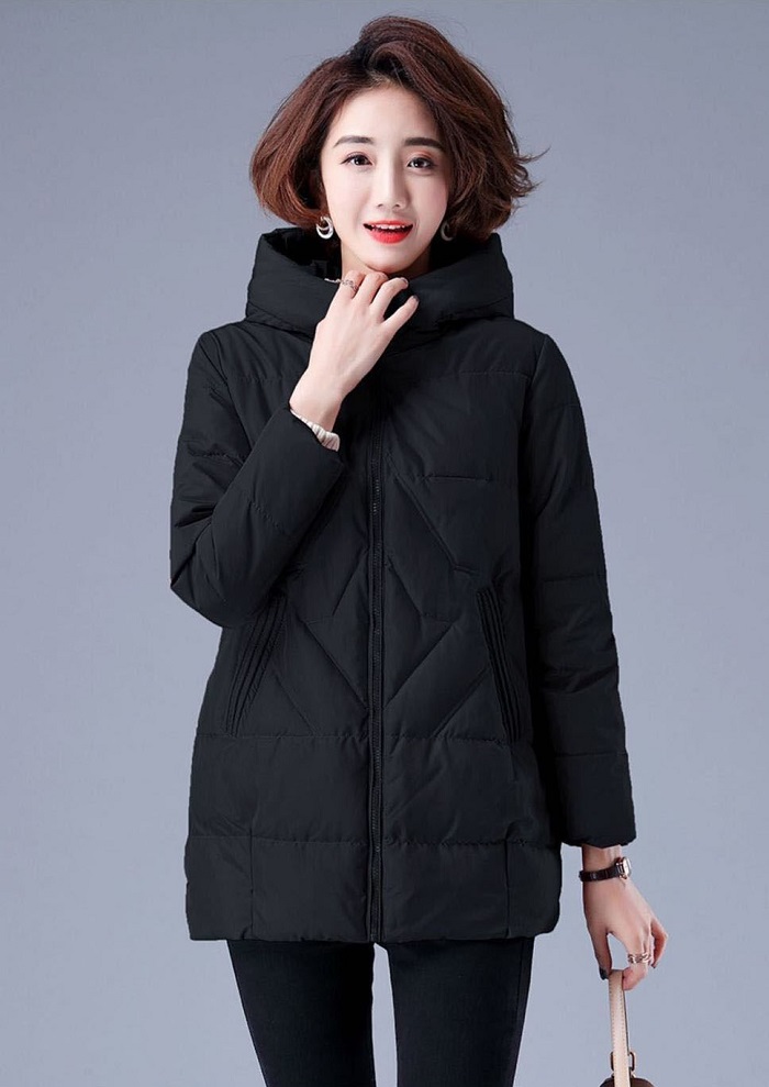 Áo khoác gió đồng phục chần bông mang đến cảm giác ấm áp và chống lạnh tuyệt đối.