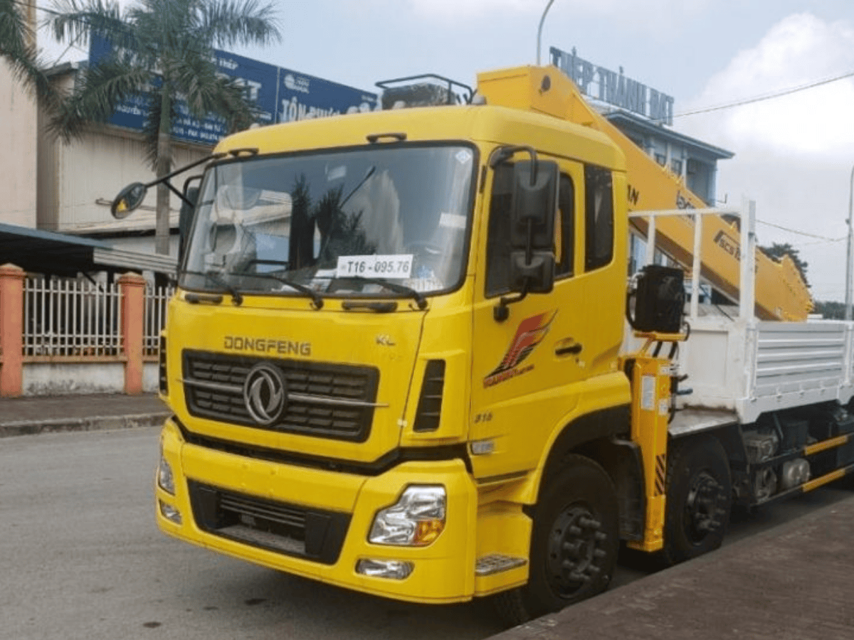 Cẩu Soosan 15 tấn model SCS1516S TOP