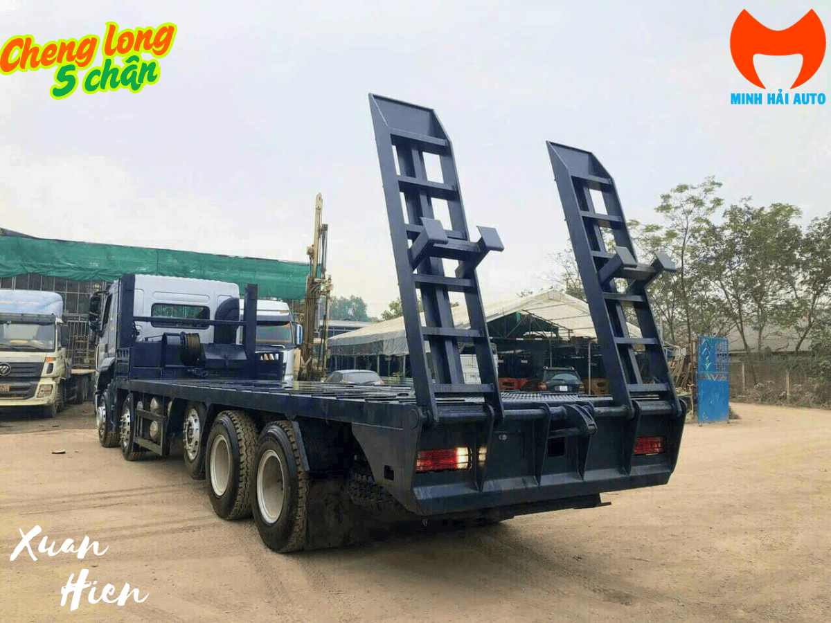 Xe nâng đầu chở máy công trình chenglong 5 chân H7 350HP