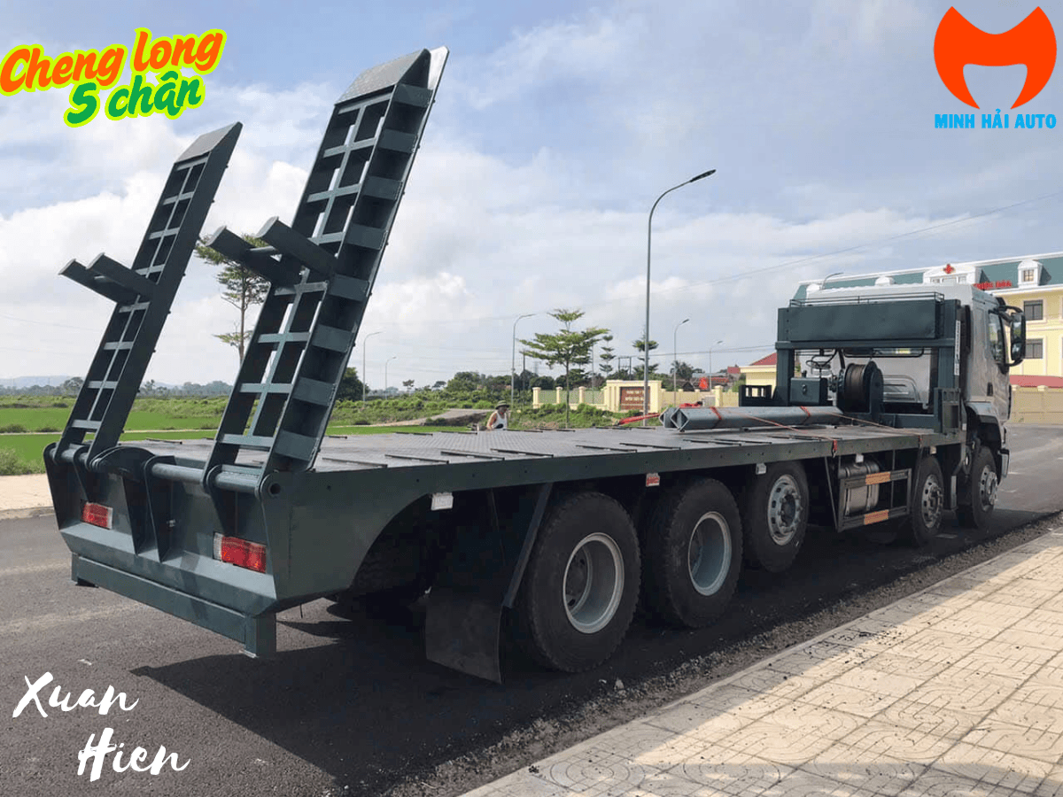 Xe nâng đầu chở máy công trình chenglong 5 chân H7 350HP