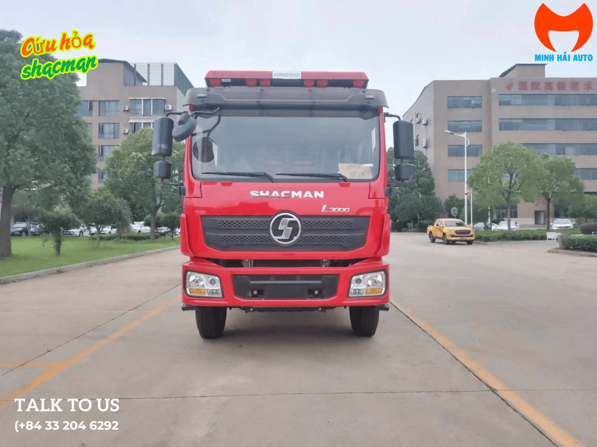 Cabin hiện đại và tiện nghi của xe chữa cháy 3 khối Shacman Euro 5.
