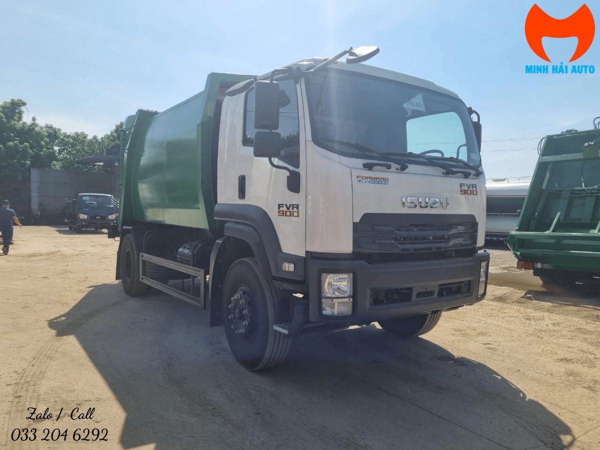 Cận cảnh cơ cấu nạp rác máng xúc trên Xe ép rác 14 khối Isuzu FVR34LE5.