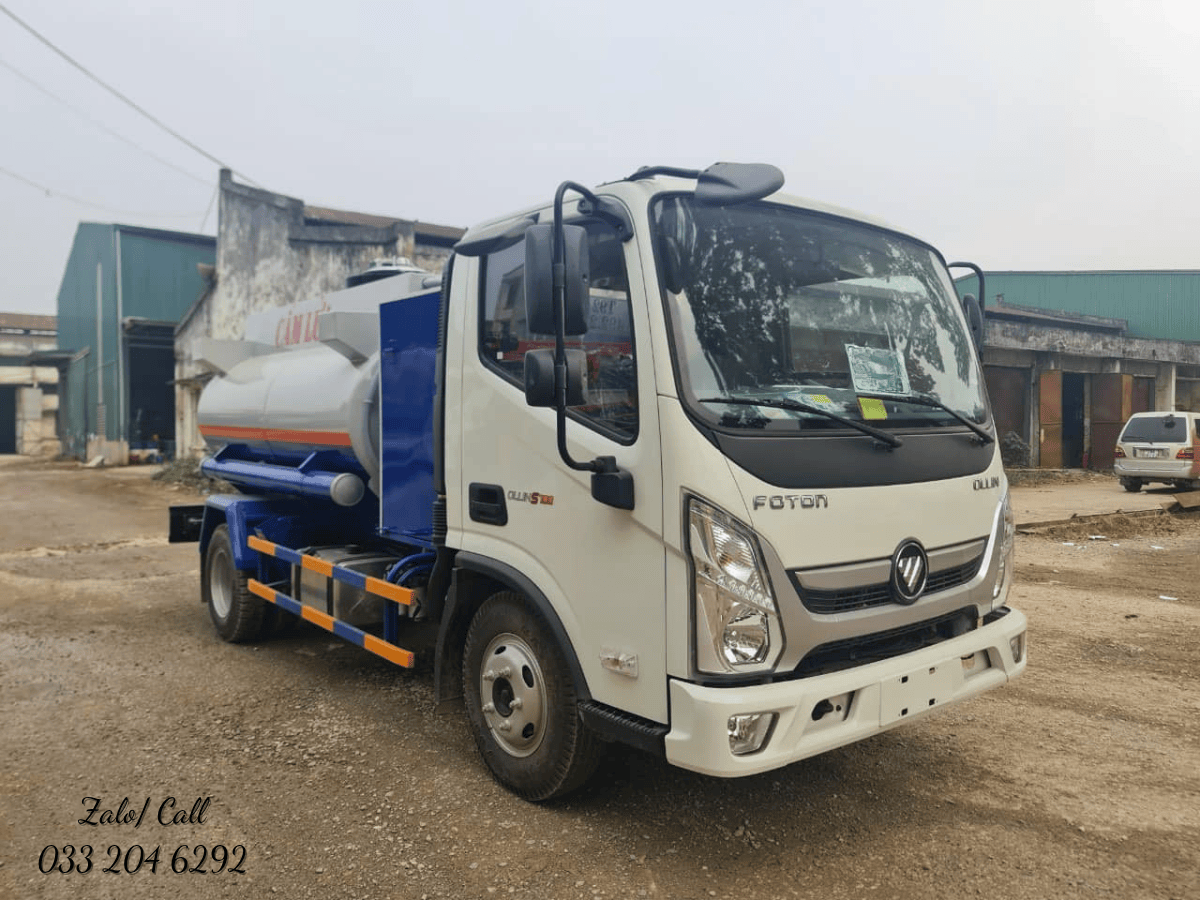 Cận cảnh hệ thống bơm và van an toàn trên xe chở xăng dầu 4 khối Thaco S700.