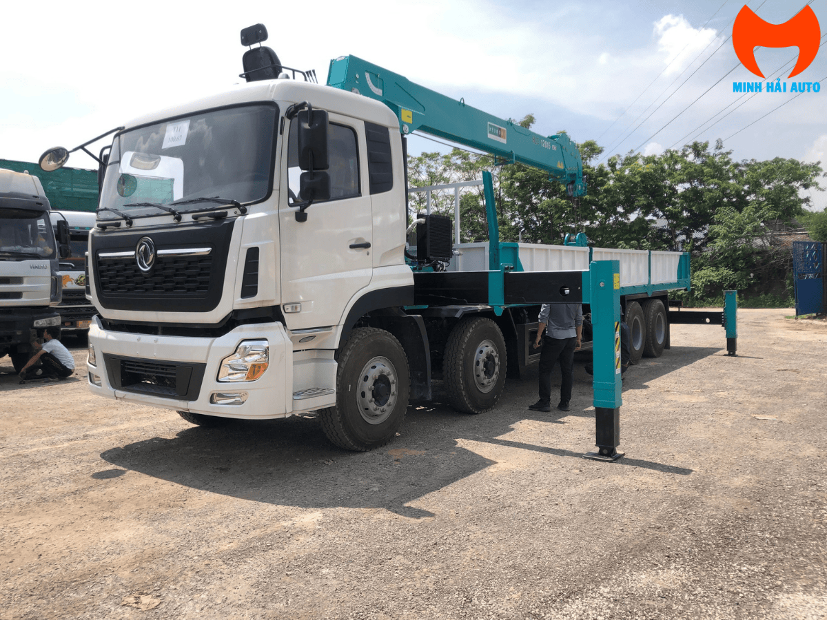 Cẩu tự hành hyundai everdigm 12 tấn