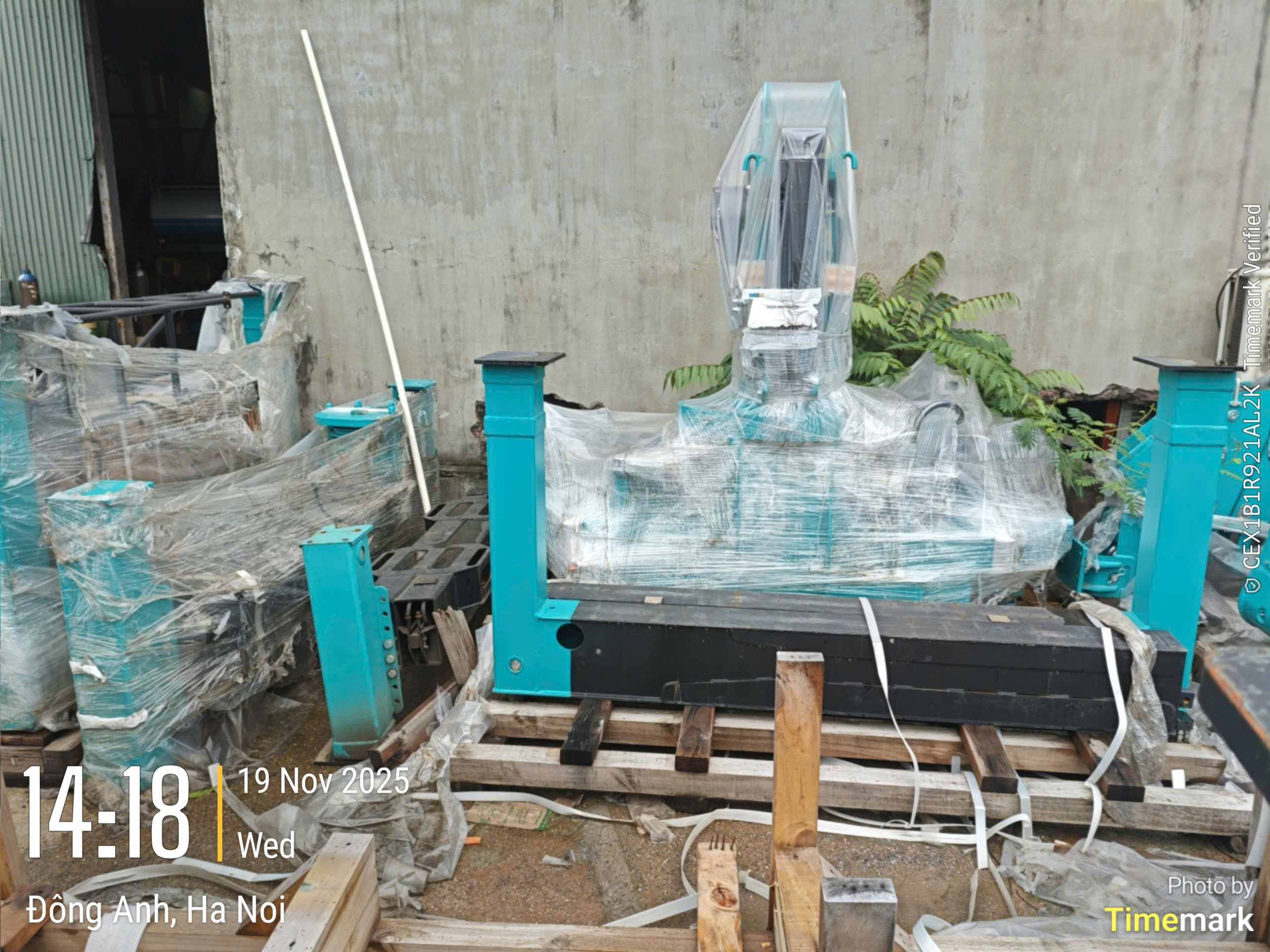 Cẩu tự hành 5 tấn