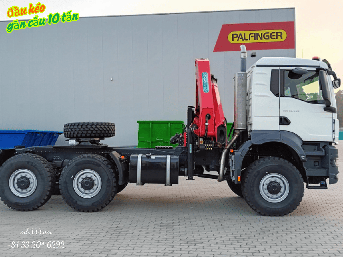 Đầu kéo 3 chân gắn cẩu đập chuột palfinger