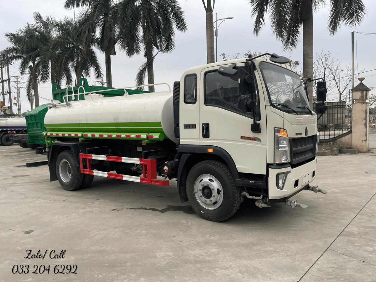 Động cơ WP3NQ của xe téc Howo phun nước 9 khối, tiêu chuẩn khí thải Euro 6 mạnh mẽ.