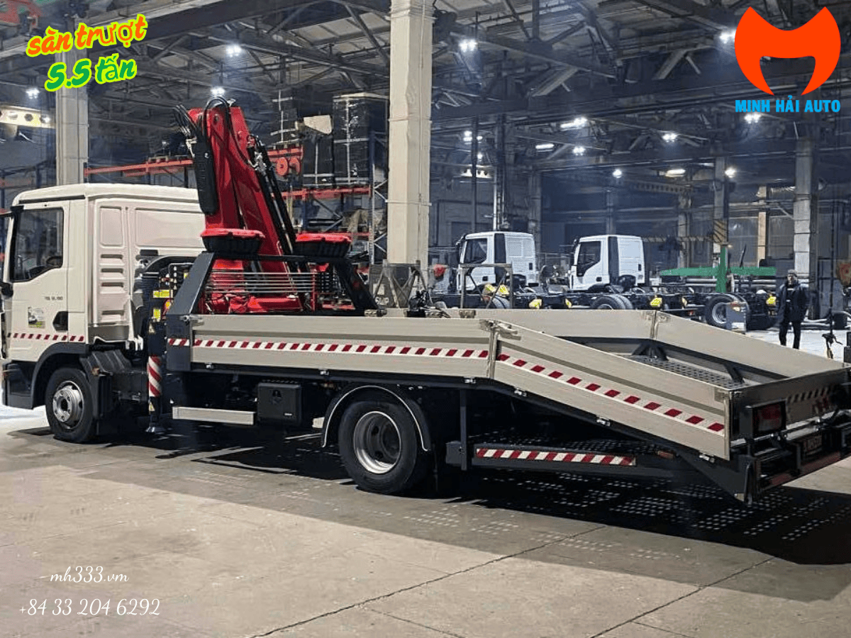 Minh Hải Auto bàn giao xe cứu hộ sàn trượt gắn cẩu MAN TGL 12.190 cho đối tác là cơ quan nhà nước.