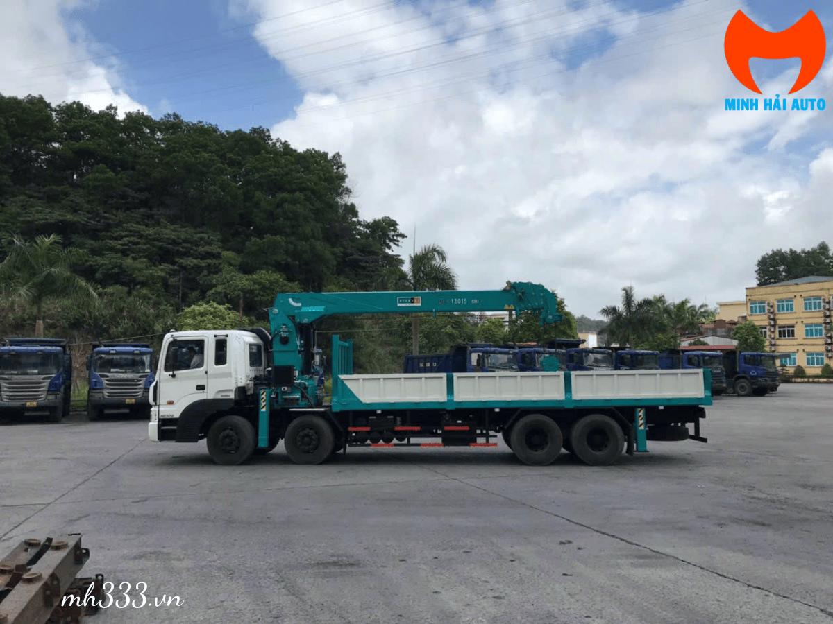 Quy trình kiểm tra an toàn cáp tải và móc cẩu trên xe tải cẩu tự hành Hyundai Everdigm theo tiêu chuẩn.