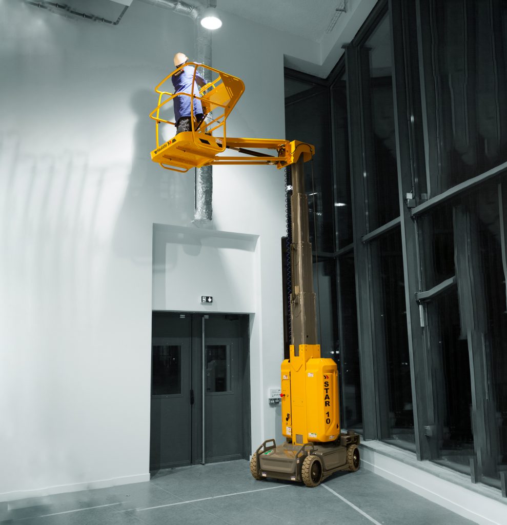 Xe Nâng Người Thẳng Đứng Haulotte Star 10m