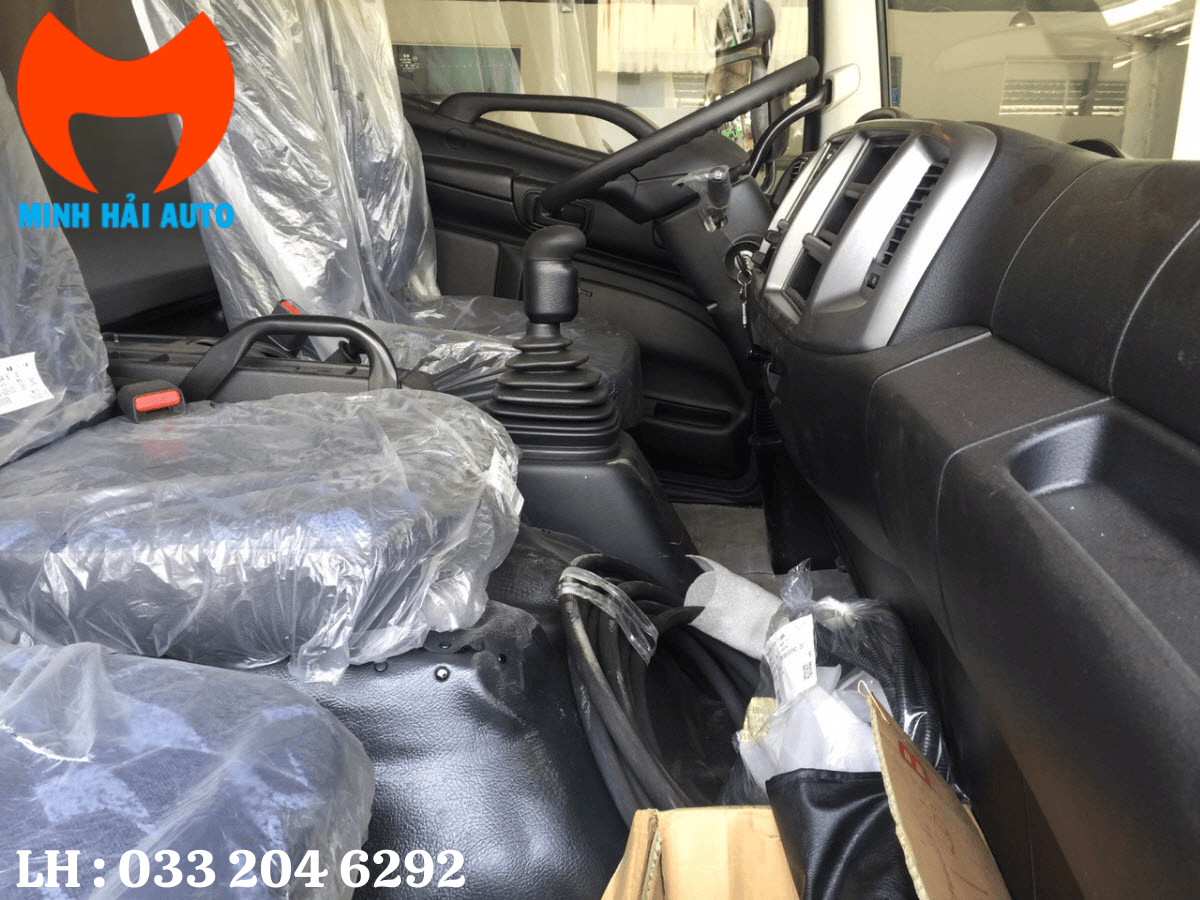 cabin xe tải HINO FM8JW7A gắn cẩu HYUNDAI EVERDIGM 8 tấn