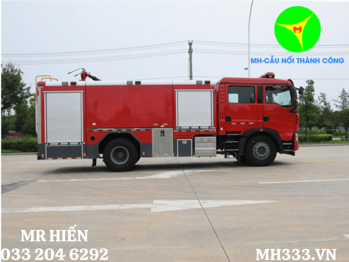Xe Cứu Hỏa HOWO 8 Khối ZZ5207TXFV471GF5 mặt sau