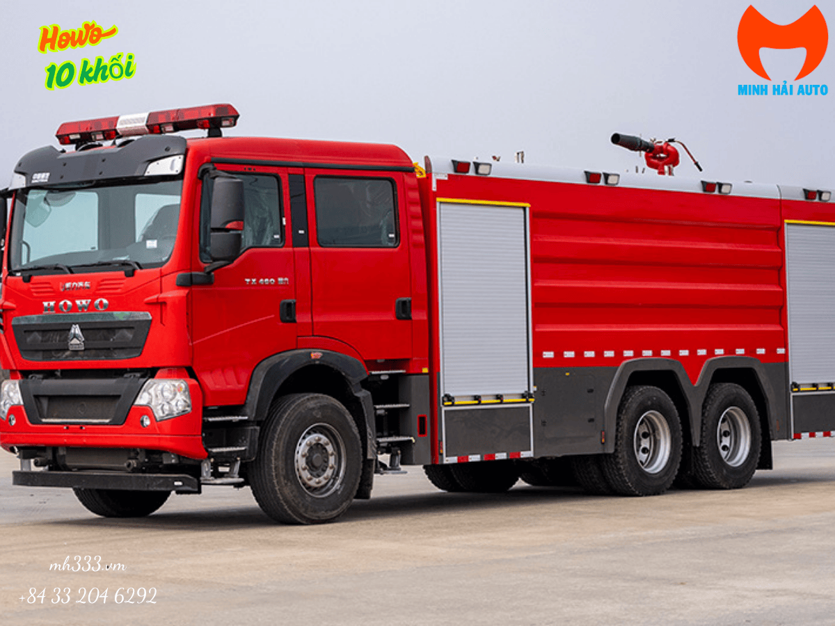 Toàn cảnh xe chữa cháy 10 khối HOWO với thiết kế mạnh mẽ, chuyên dụng.