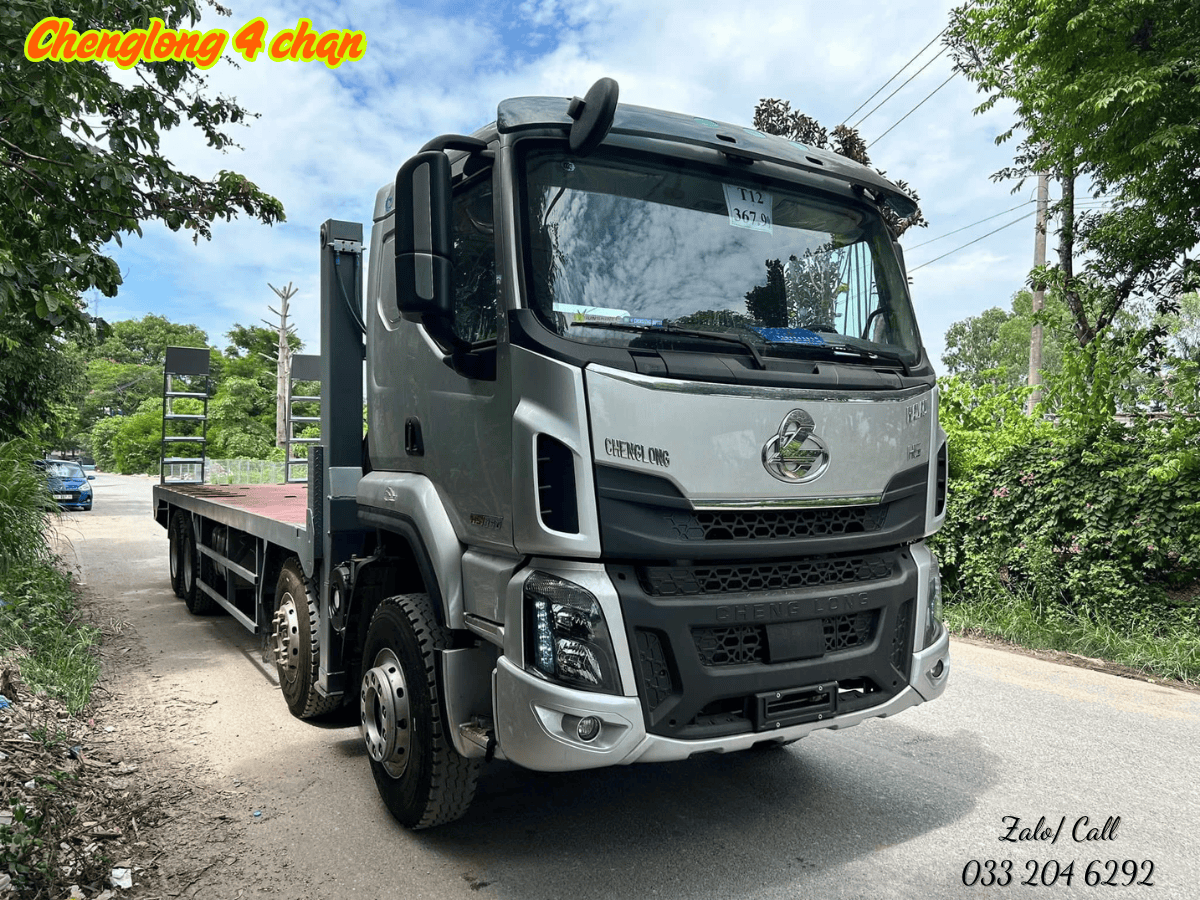 Xe nâng đầu chở máy công trình chenglong 4 chân