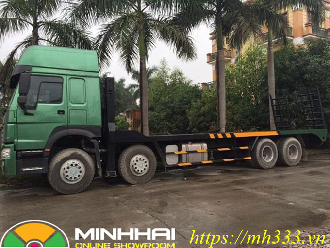 xe nâng đầu howo 4 chân