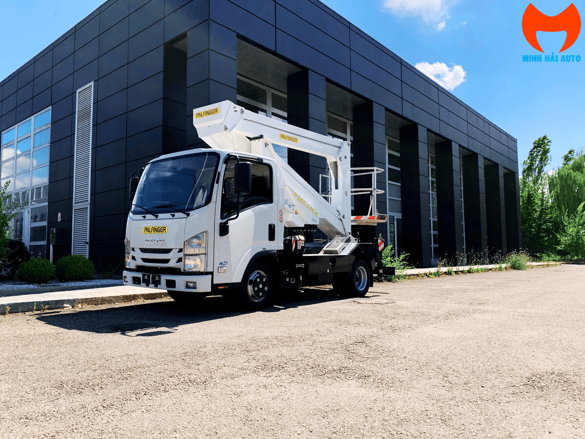 Xe Nâng Người Palfinger Boom Lift (Dạng Ống Lồng) palfinger