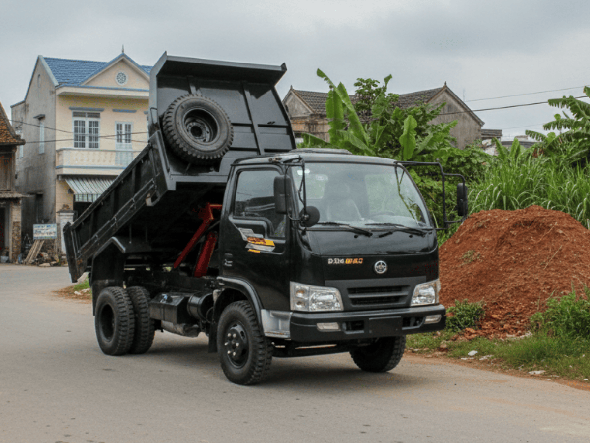 Xe tải tự đổ Hoa Mai 2.35 tấn