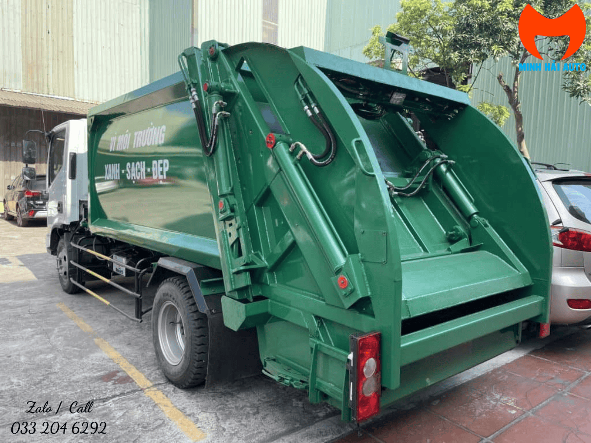 Xưởng lắp ráp và sản xuất Xe ép rác 14 khối Isuzu chuyên nghiệp tại Minh Hải Auto.